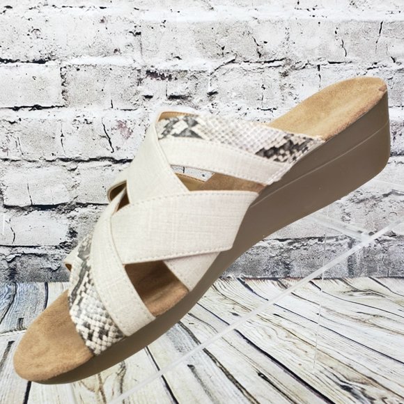 Aerosoles Sandals Women’s 10 M NEW Beige Snakeskin Wedge Slip-On Slide Comfort - Picture 3 of 11
